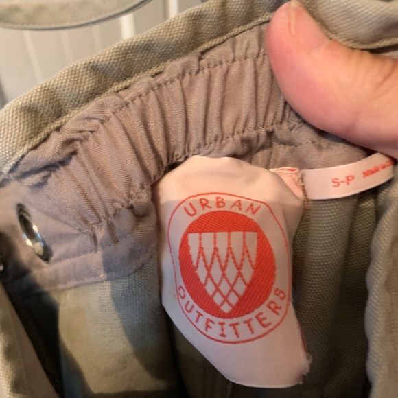 Urban outfitters khaki overalls/ jumpsuit. Worn once‎ - Picture 3 of 5